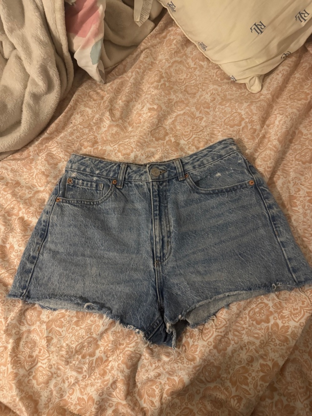 Garage festival shorts